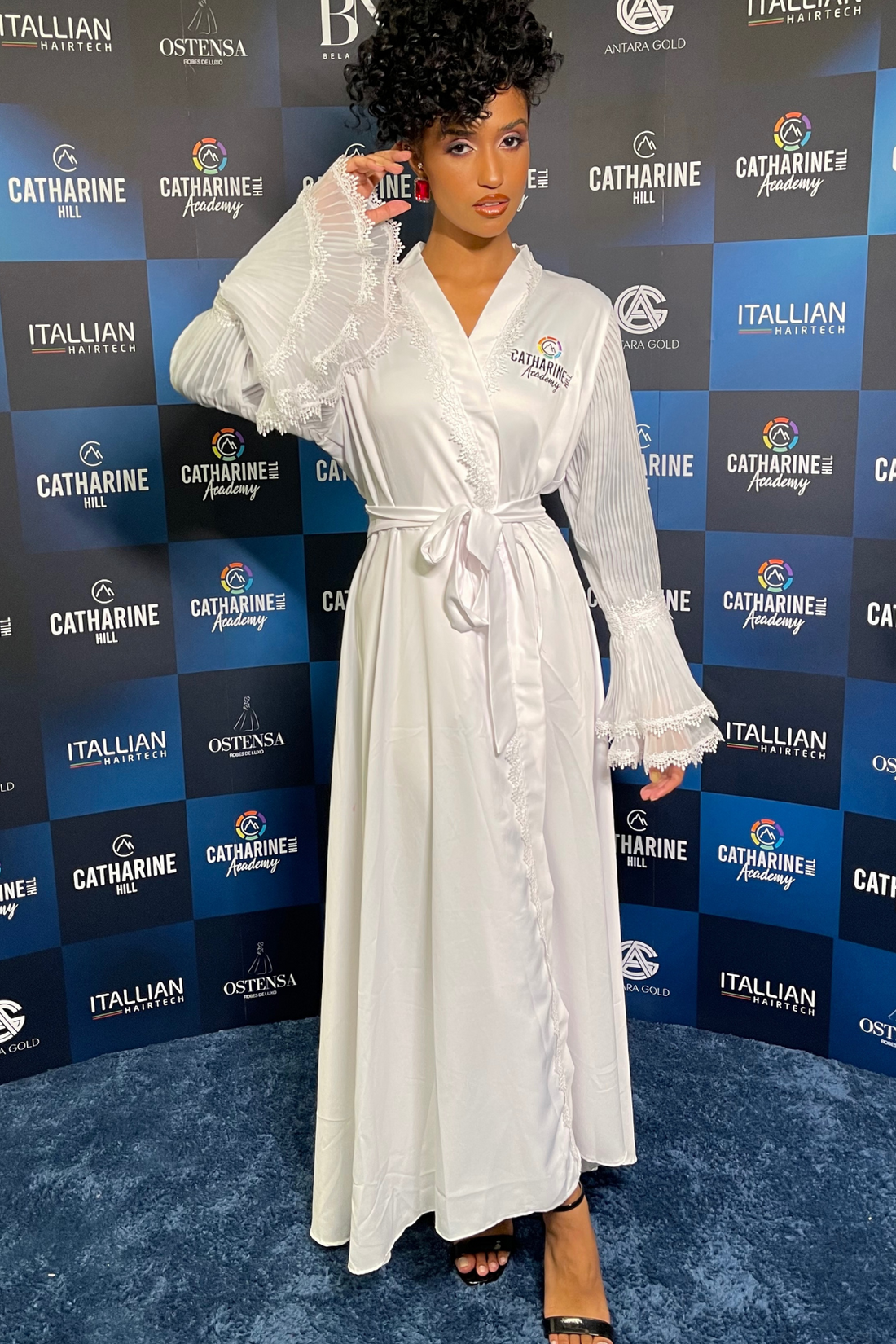 Robe Leliane Mangas Plissadas e Guipir Romantismo para Noiva