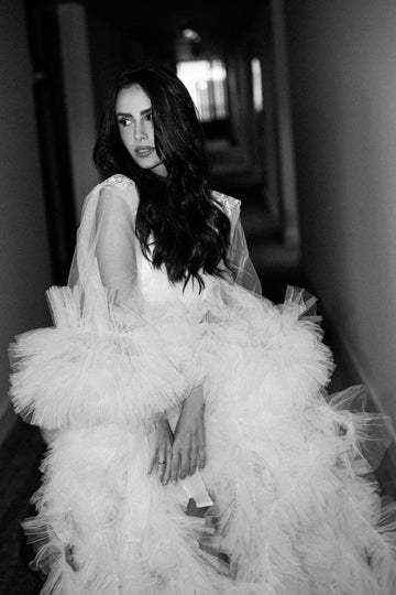 Geórgia Fröhlich encanta com robe de tule em seu making of de casamento com Thiago Bertoldo