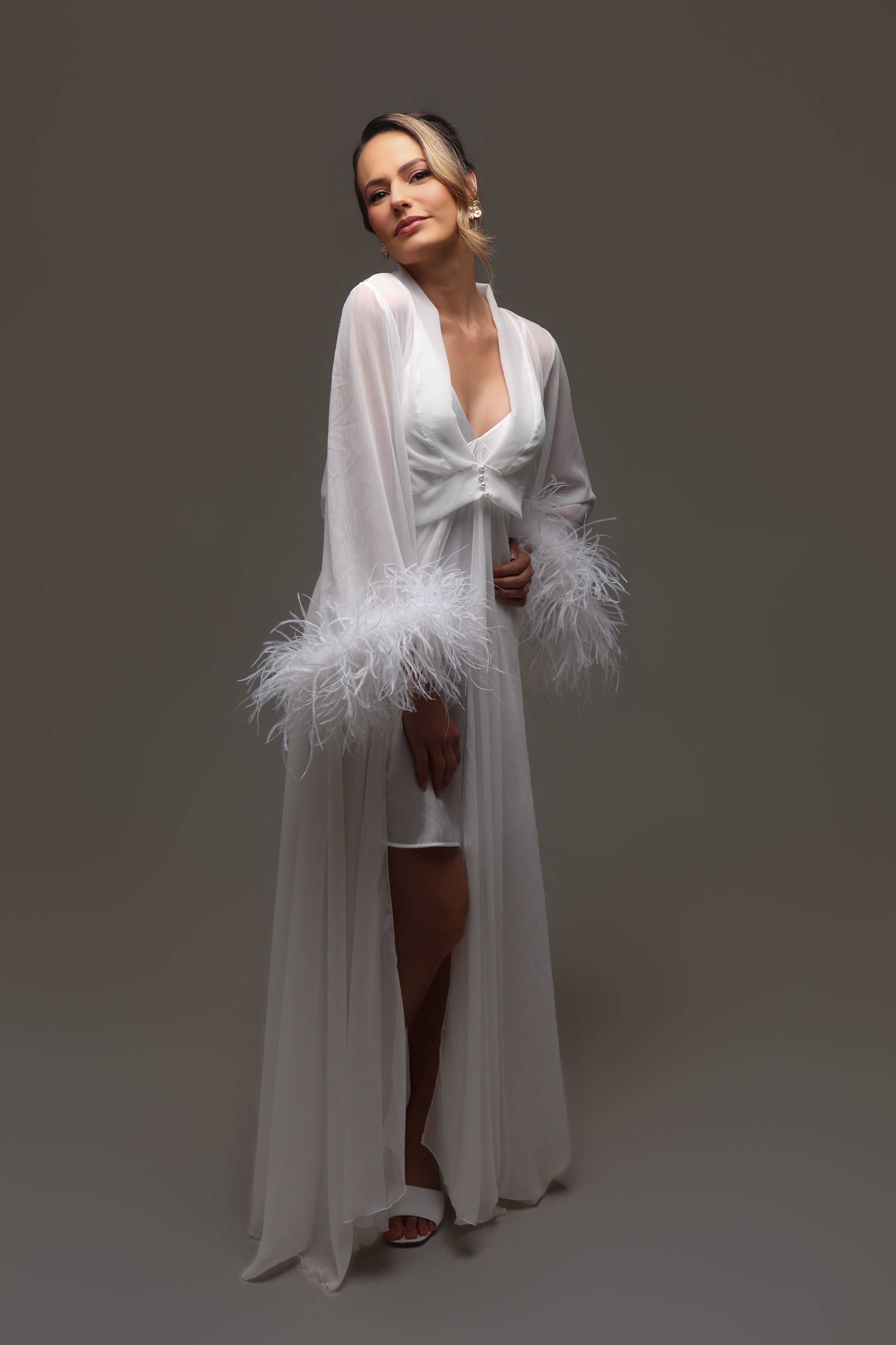 Camisola Luxo com Bolero para Noiva com Mangas em Plumas Luxo