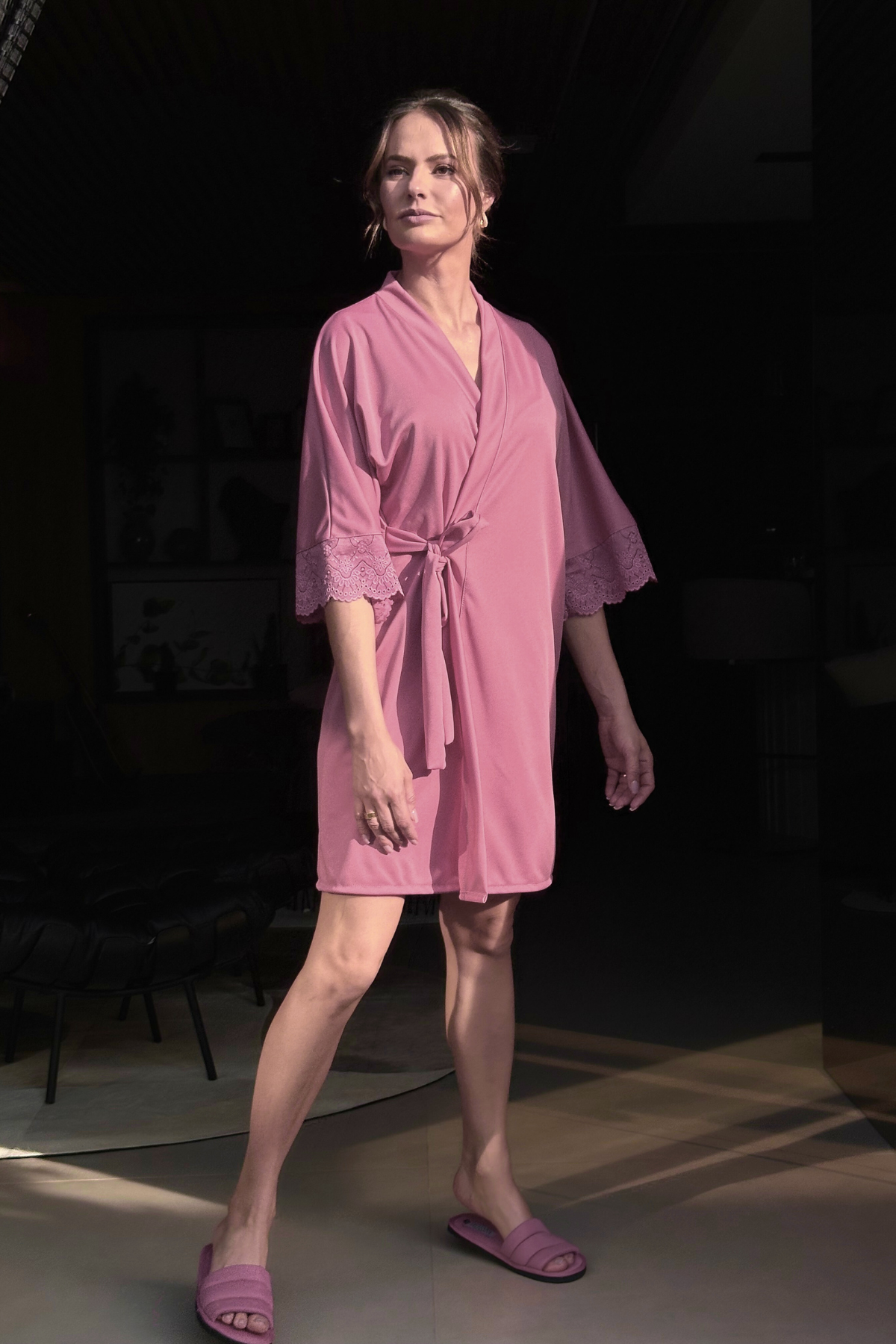 Robe Leticia Rosa Canela com Renda Madrinha Mãe da Noiva e Daminha