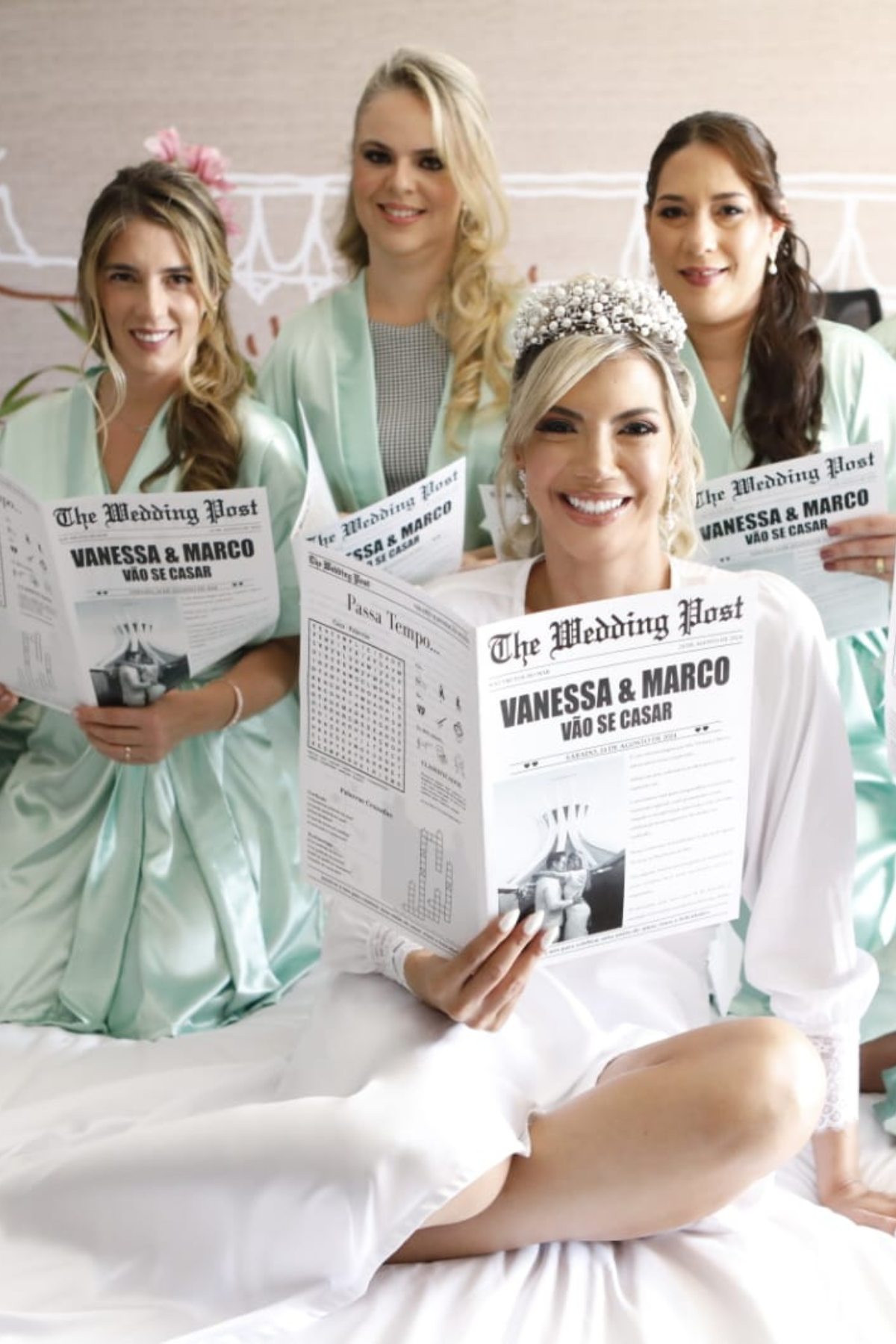 Kit com 20 Jornais de Casamento Personalizados Making Of dos Noivos