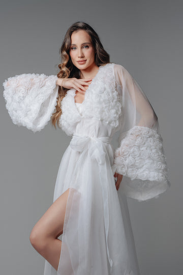 Robe Pietra de Voal Plissado com Camisola para Noivas Romanticas