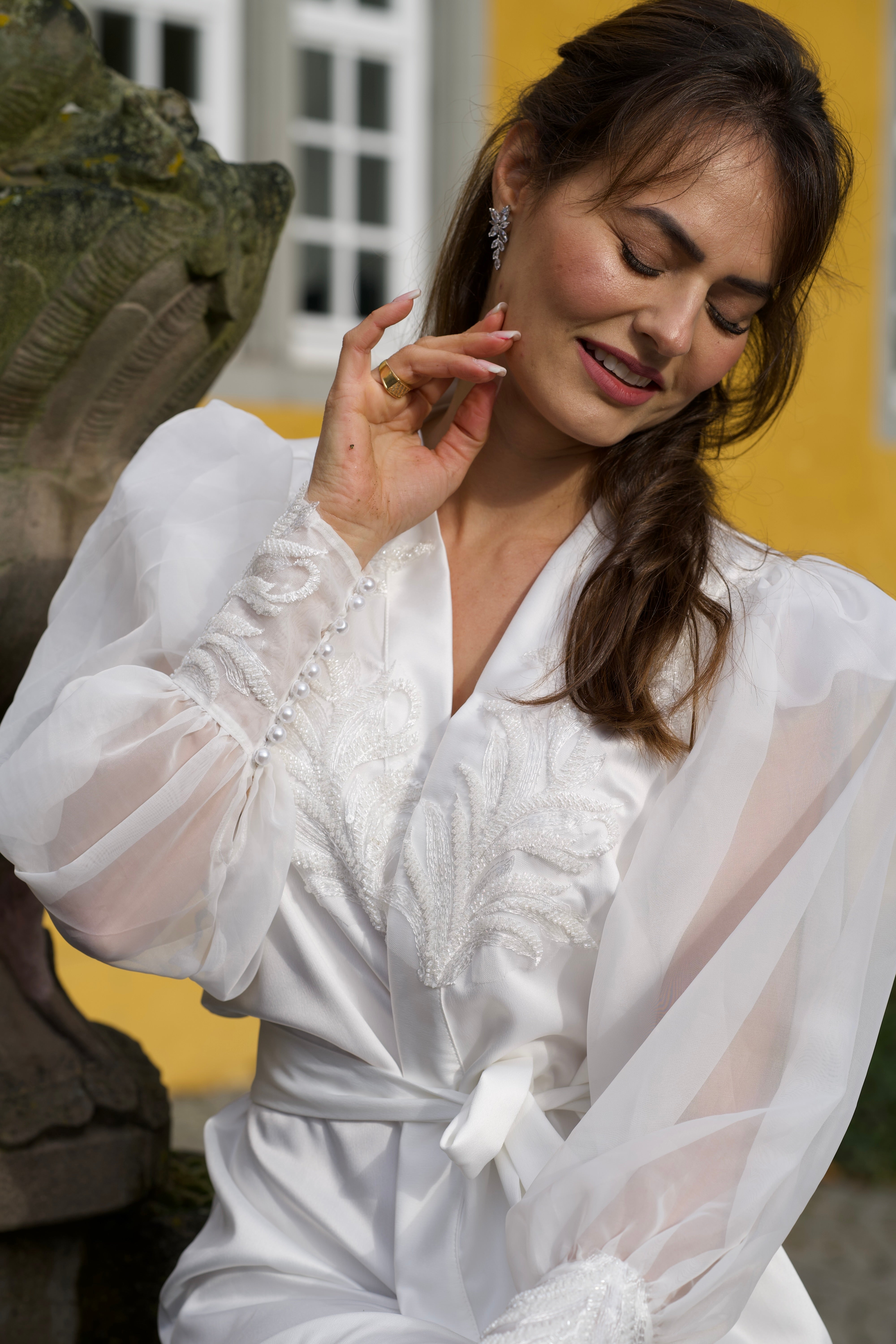 Robe Munique Bordado em Miçanga Artesanais para noivas clássicas