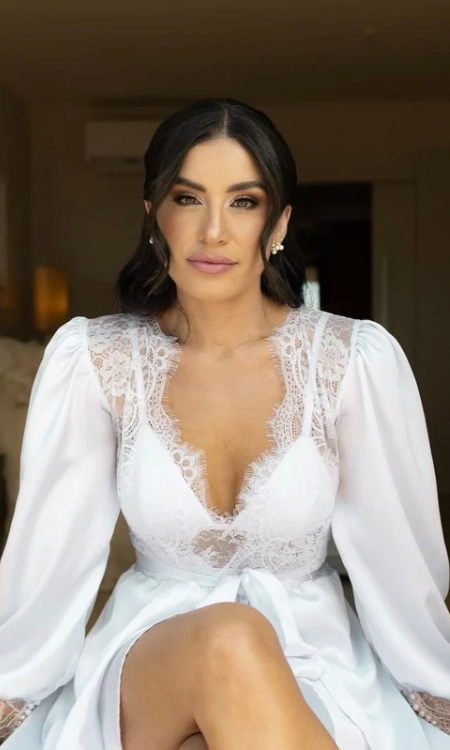 Robe Poliana com Camisola Renda Chantilly Romântica