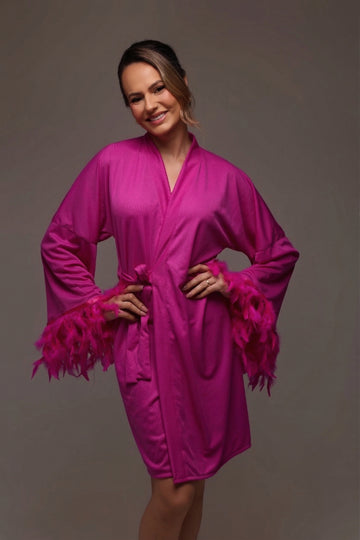 Robe de Plumas Fucsia Tati Para Madrinhas e Mães