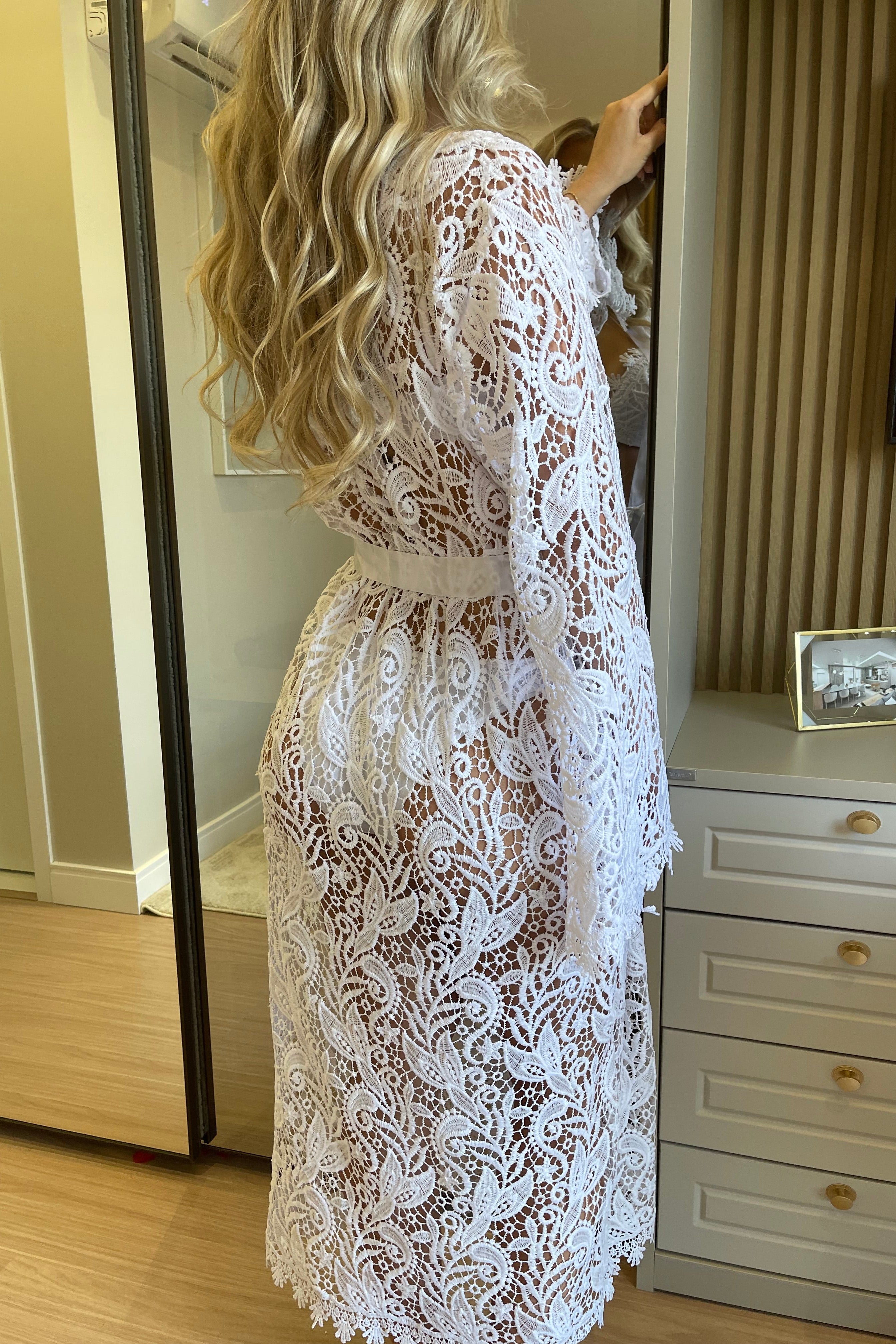 Robe Vitoriano Noiva em Renda Chantilly Francesa