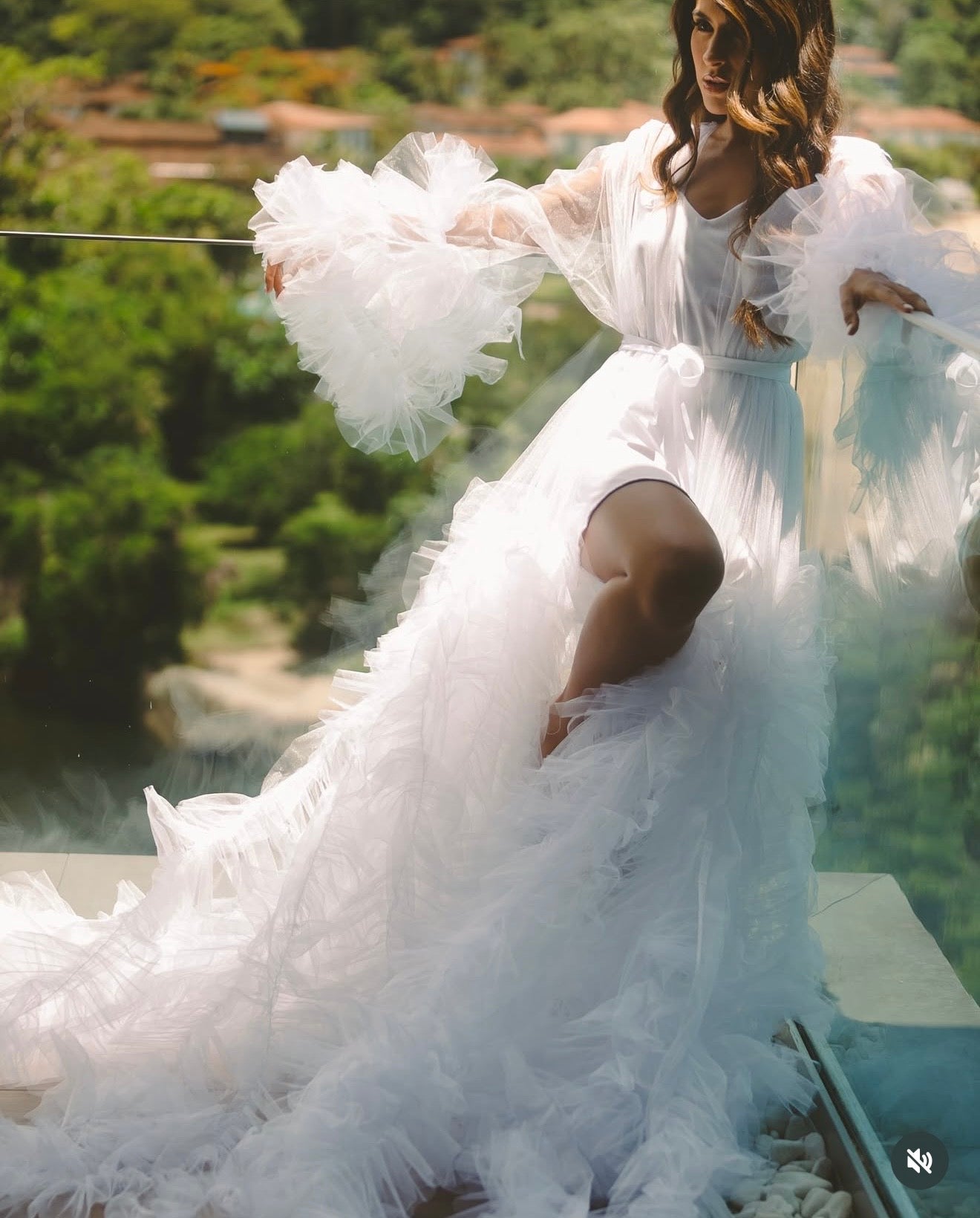 Robe Luana Longo de Tule com Babados Acompanha Camisola