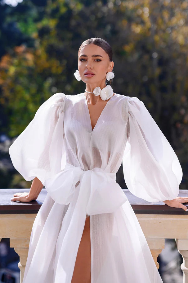 Robe Penelope para Noivas de Luxo com Camisola