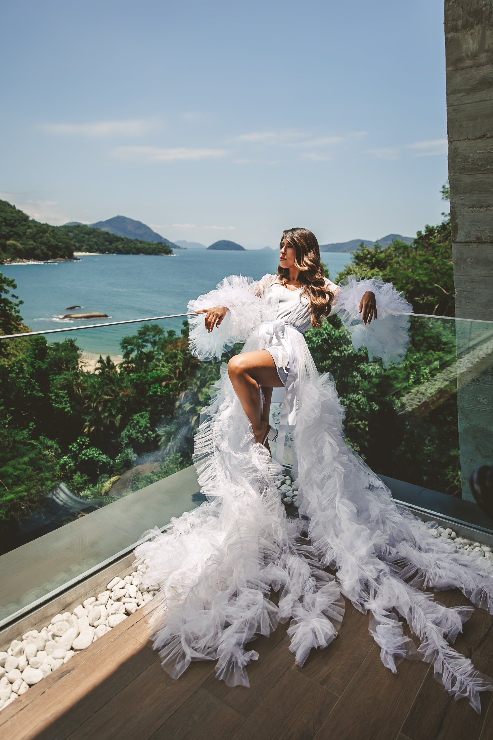 Robe Luana Longo de Tule com Babados Acompanha Camisola