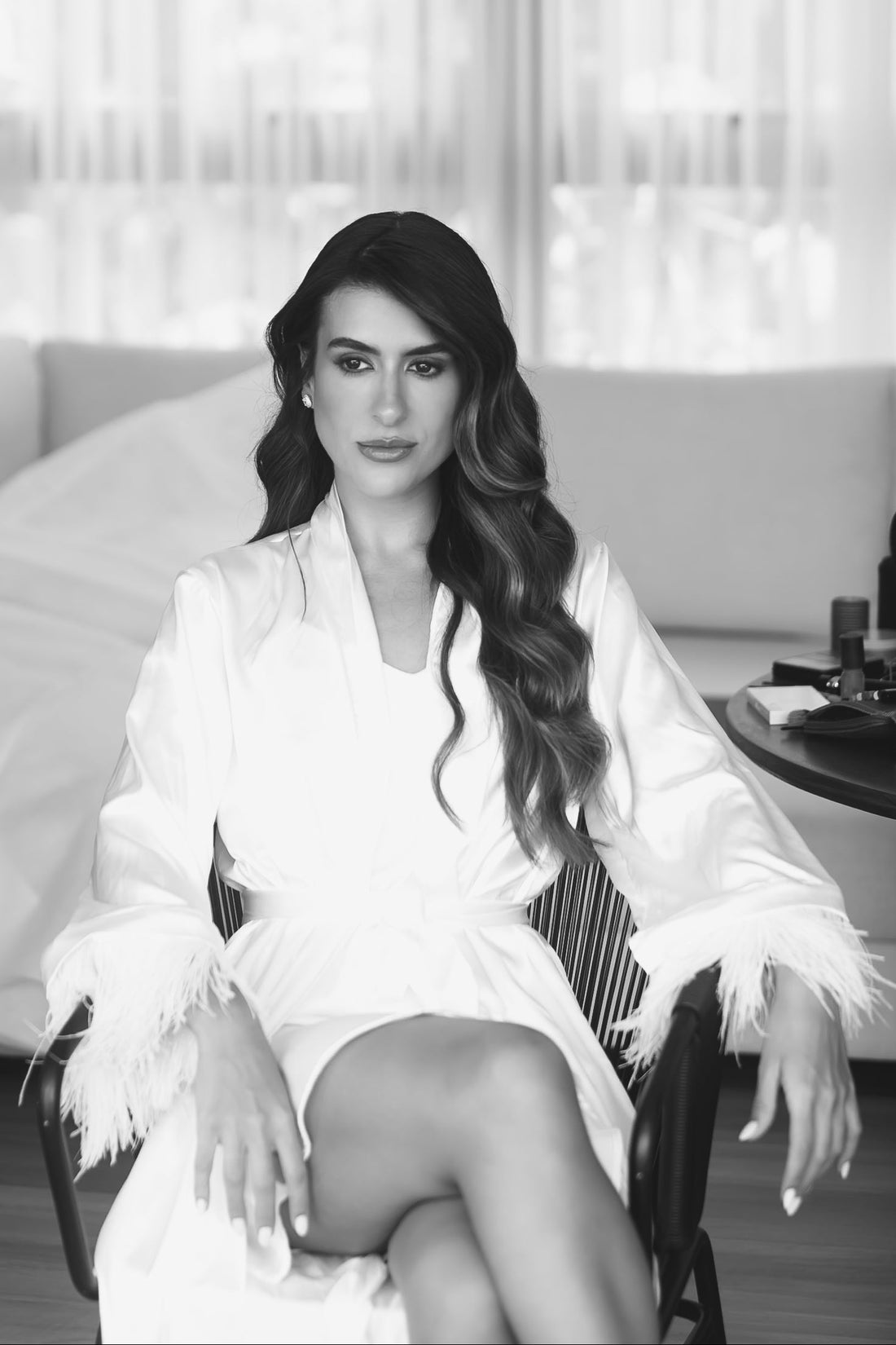 Robe Luna Longo para Noiva  com Plumas Luxo
