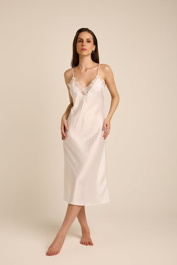 Camisola Marina de Noiva Longa com Renda Chantilly