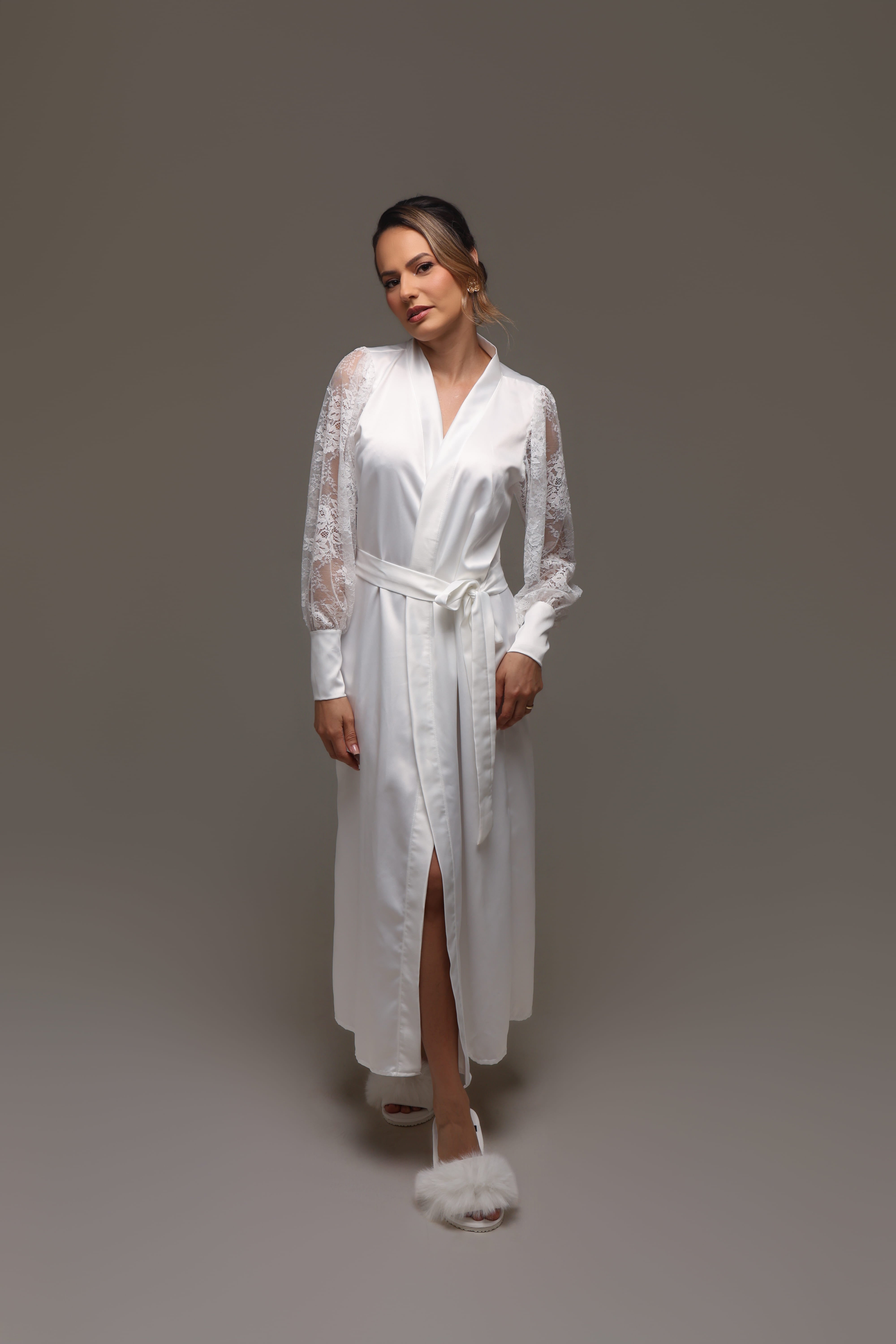 Robe Grazi Renda Chantilly para Noiva Romantica