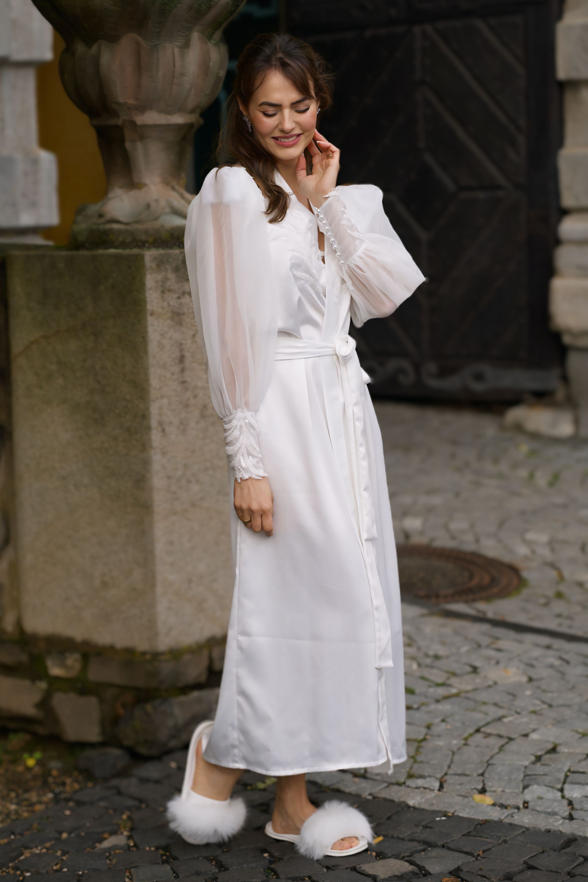 Robe Munique Bordado em Miçanga Artesanais para noivas clássicas