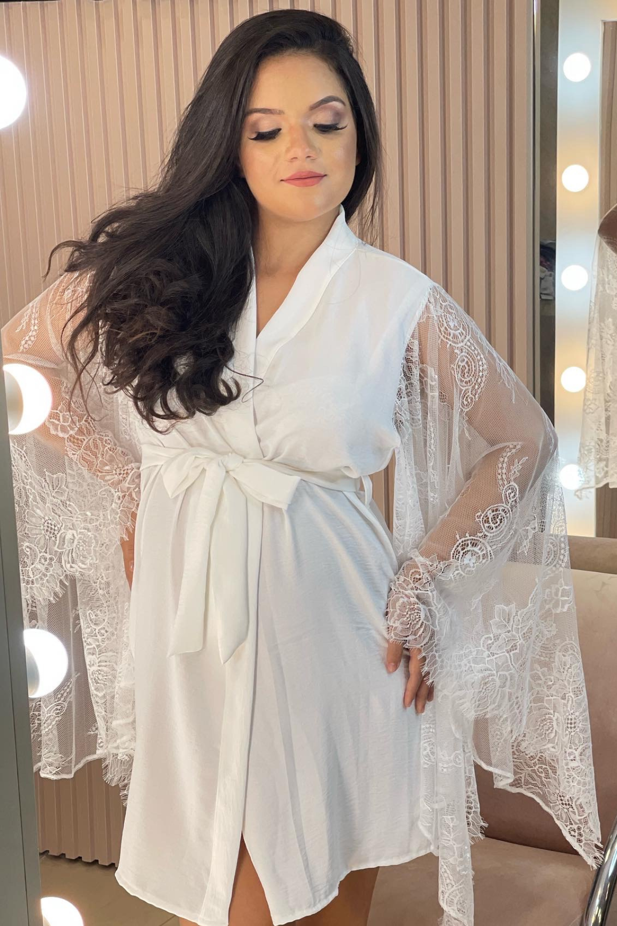 Robe de Noiva Helena Curto em Renda Chantilly com Elegância e Conforto
