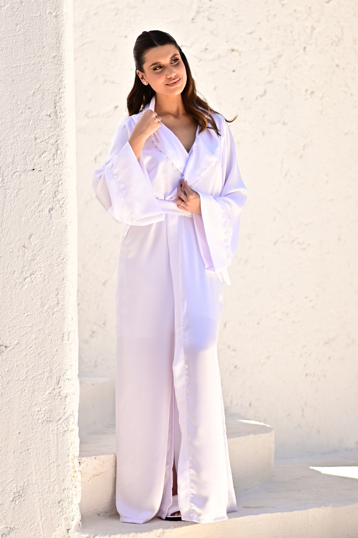 Robe Julia para Noiva em Cetim Acetinado com Renda Chantilly