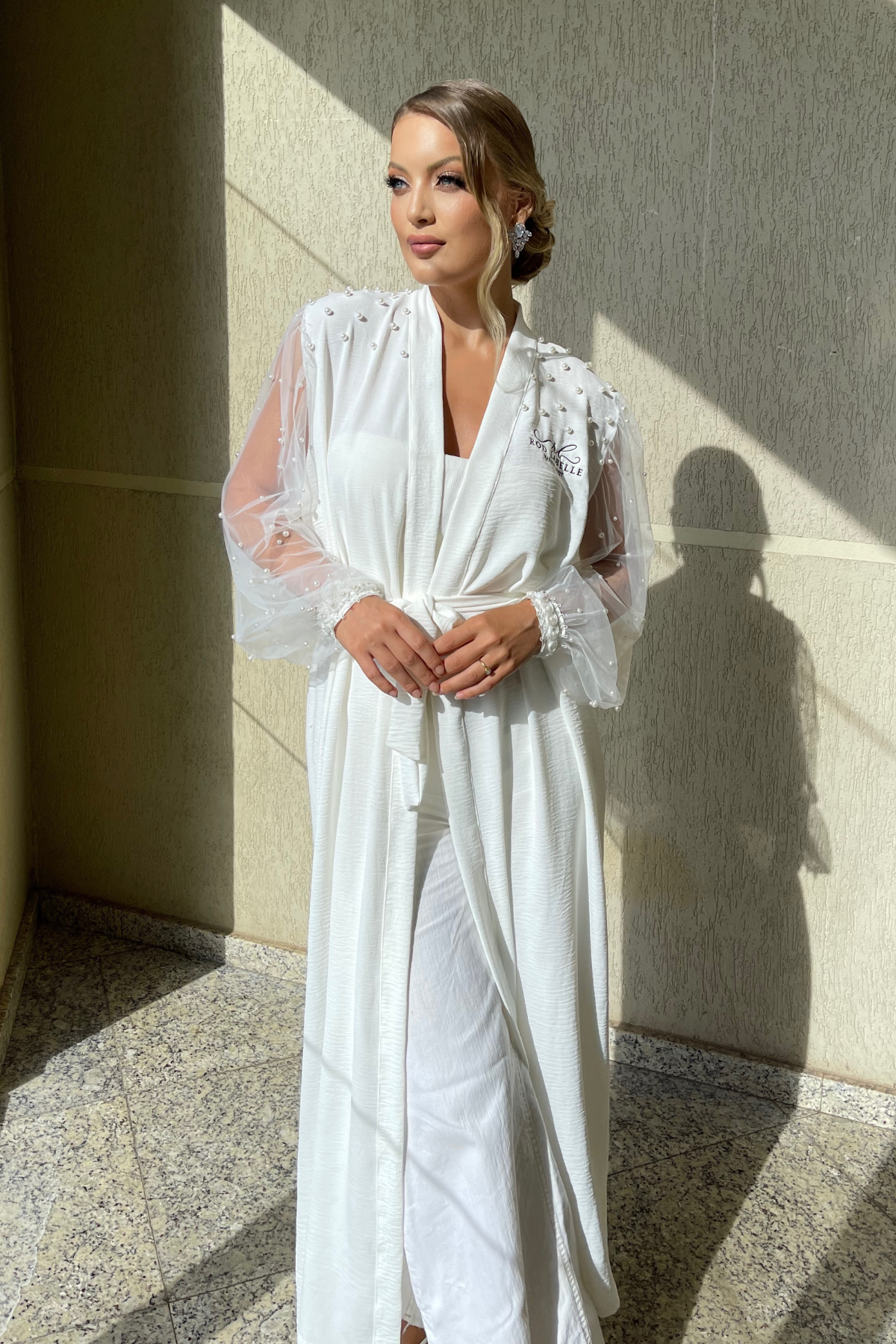 Robe Maya Longo em Tule Transparente Bordado com Pérolas para Noiva