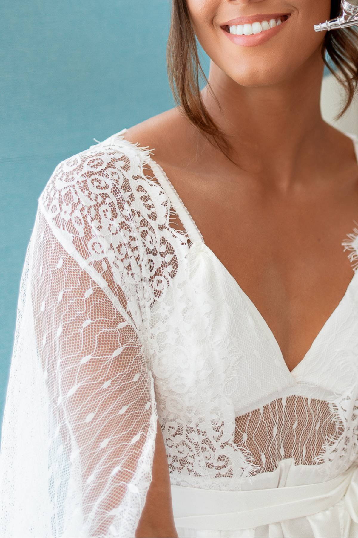 Conjunto Mariane Branco Robe Longo em Renda Francesa com Camisola