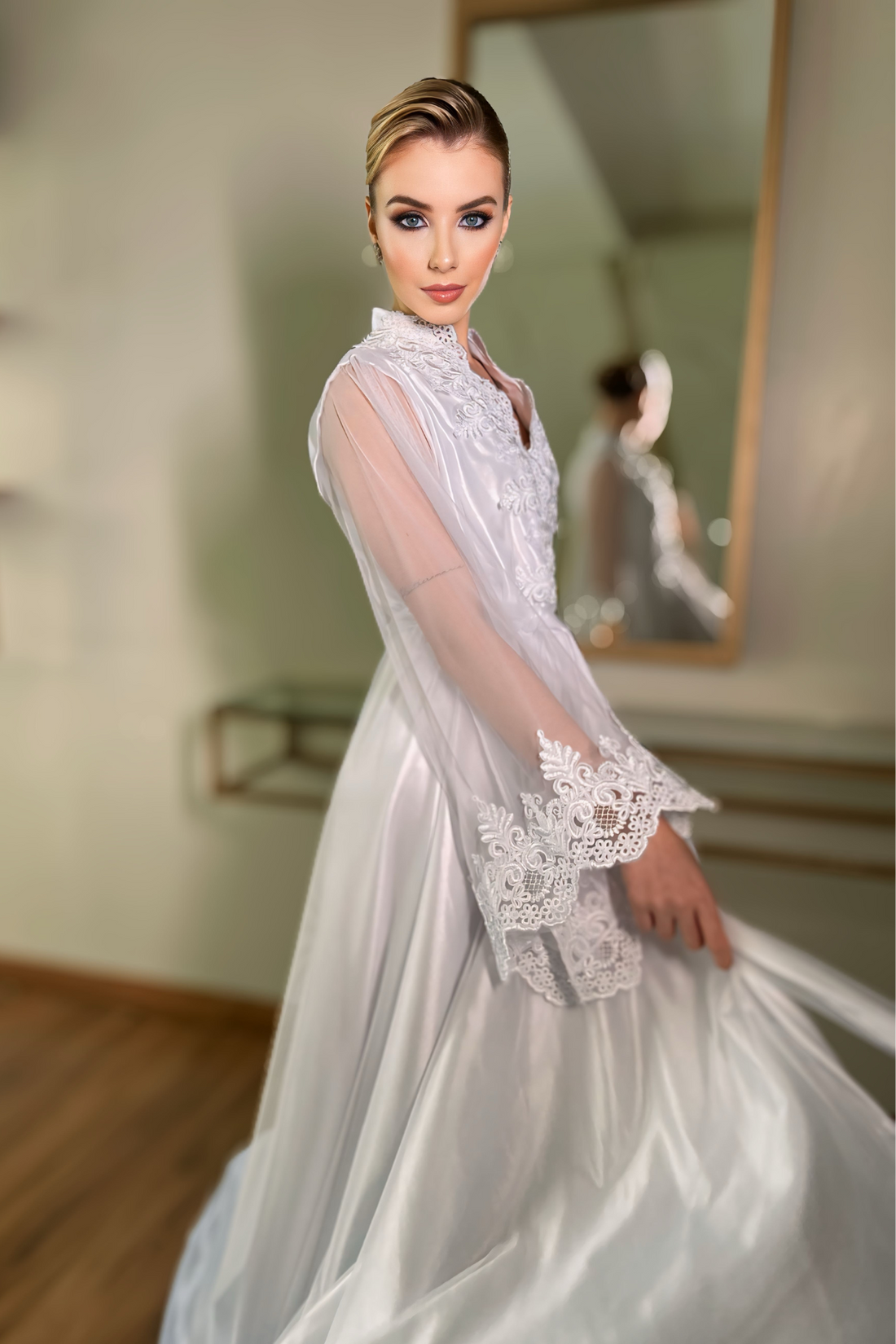 Robe Estela de Noiva com Guipir Noivas Românticas