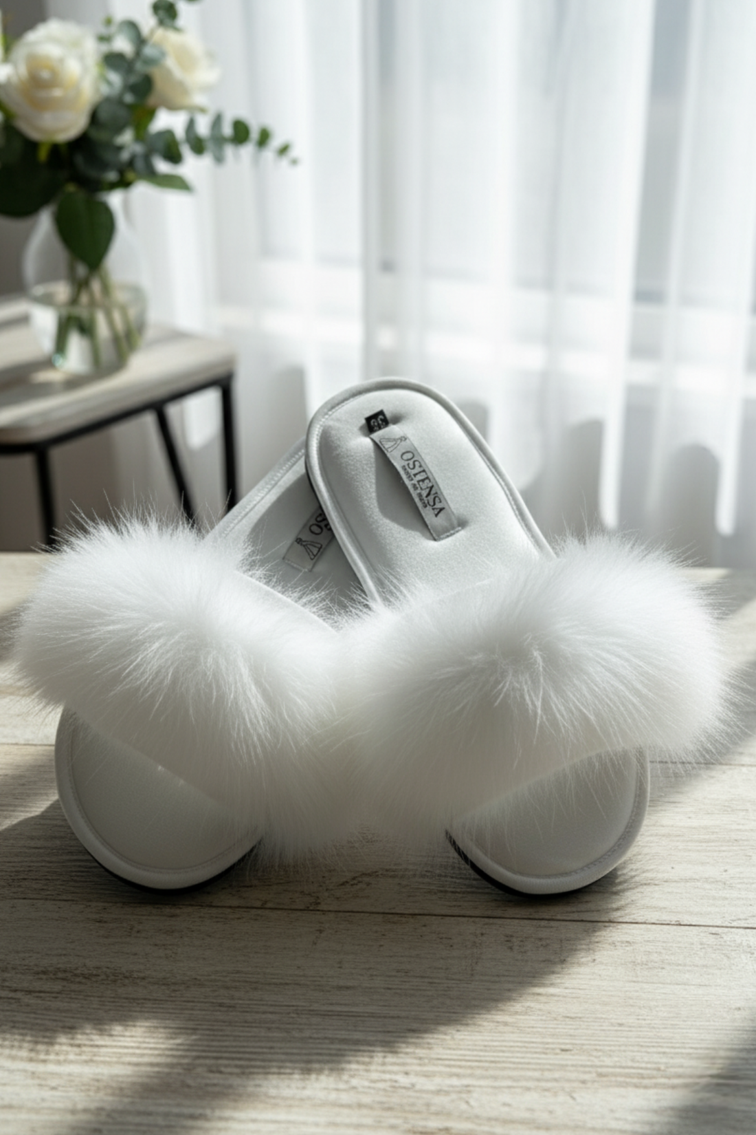 Pantufa Chinelinho Pompom Noiva Velcro Prática de Lavar