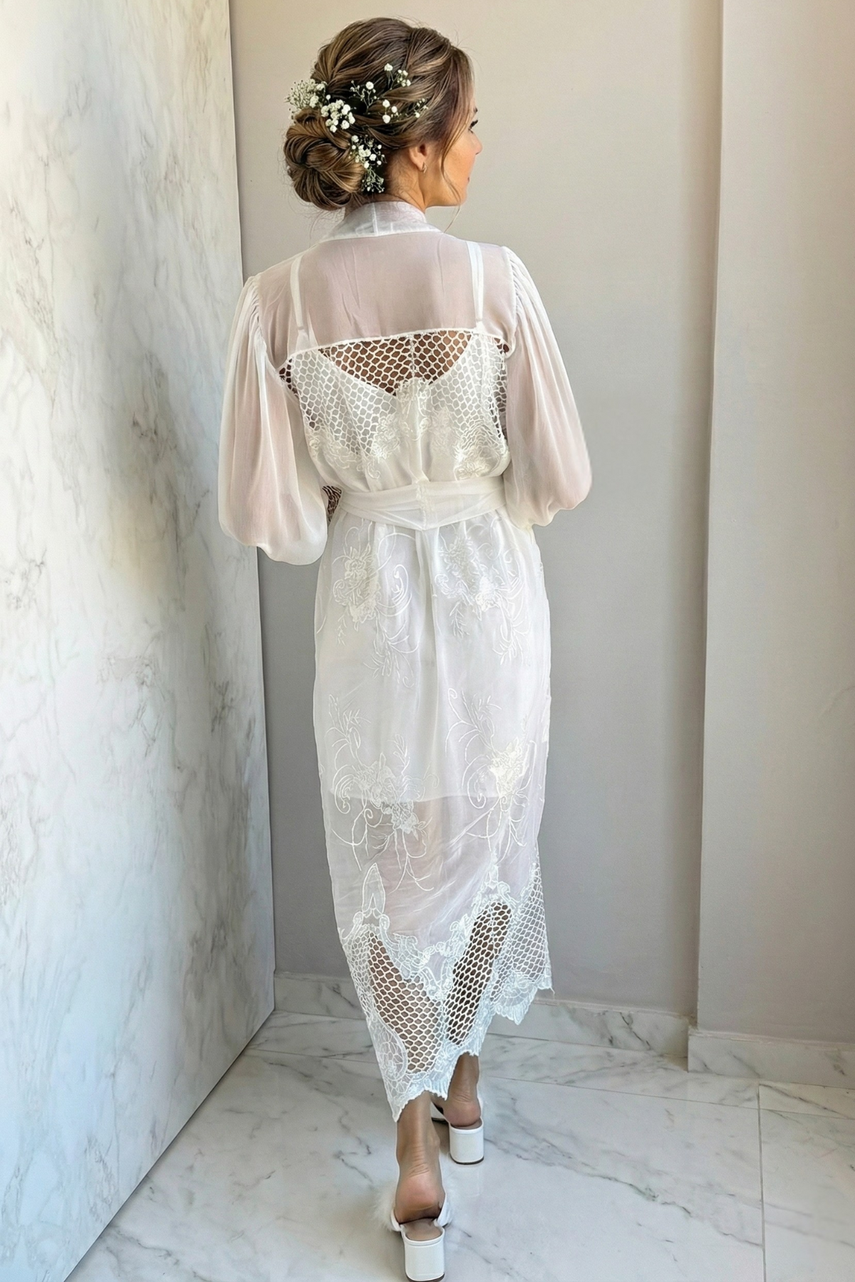 Conjunto Robe de Renda Leonor com Camisola para Noiva Boho