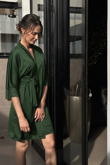 Robe Leticia Verde Esmeralda com Renda Madrinha Mãe da Noiva