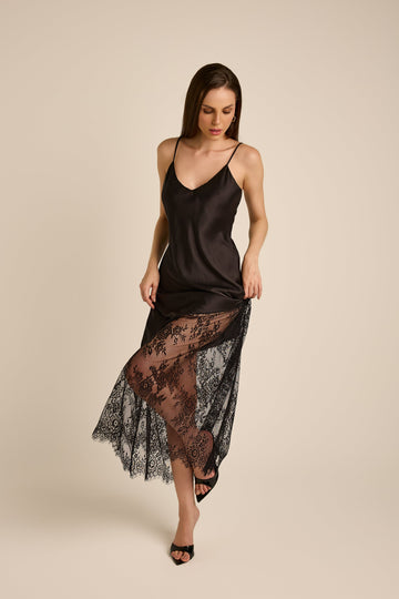 Camisola Celine de Renda Chantily e Cetim Preto