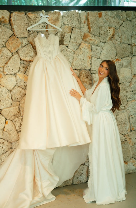 Robe Longo Elza Imperial para Noivas de Luxo