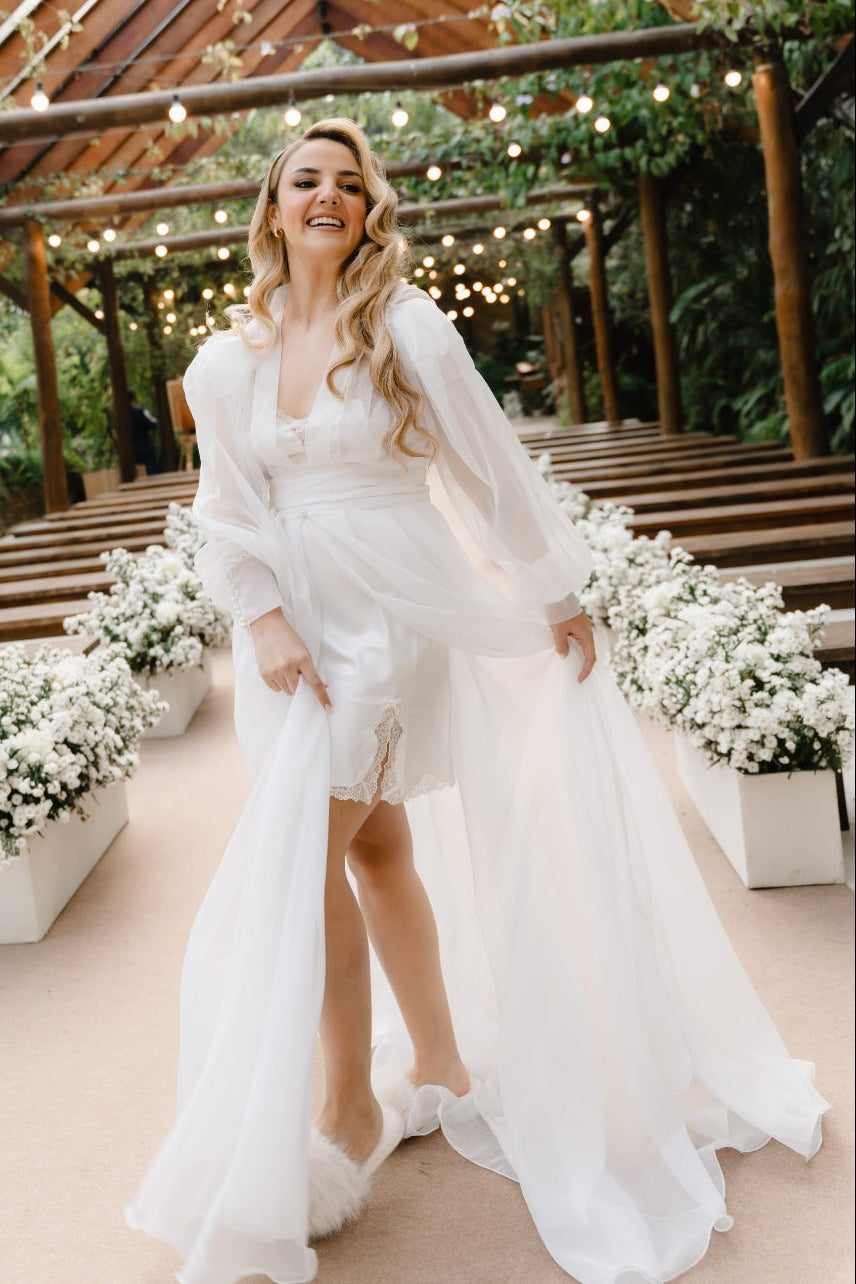 Robe Penelope para Noivas de Luxo com Camisola