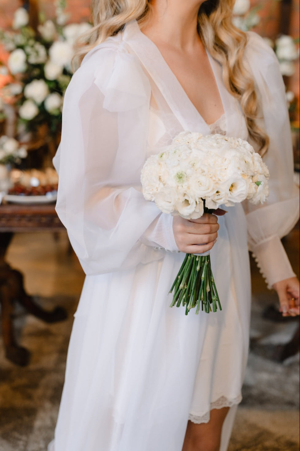 Robe Penelope para Noivas de Luxo com Camisola