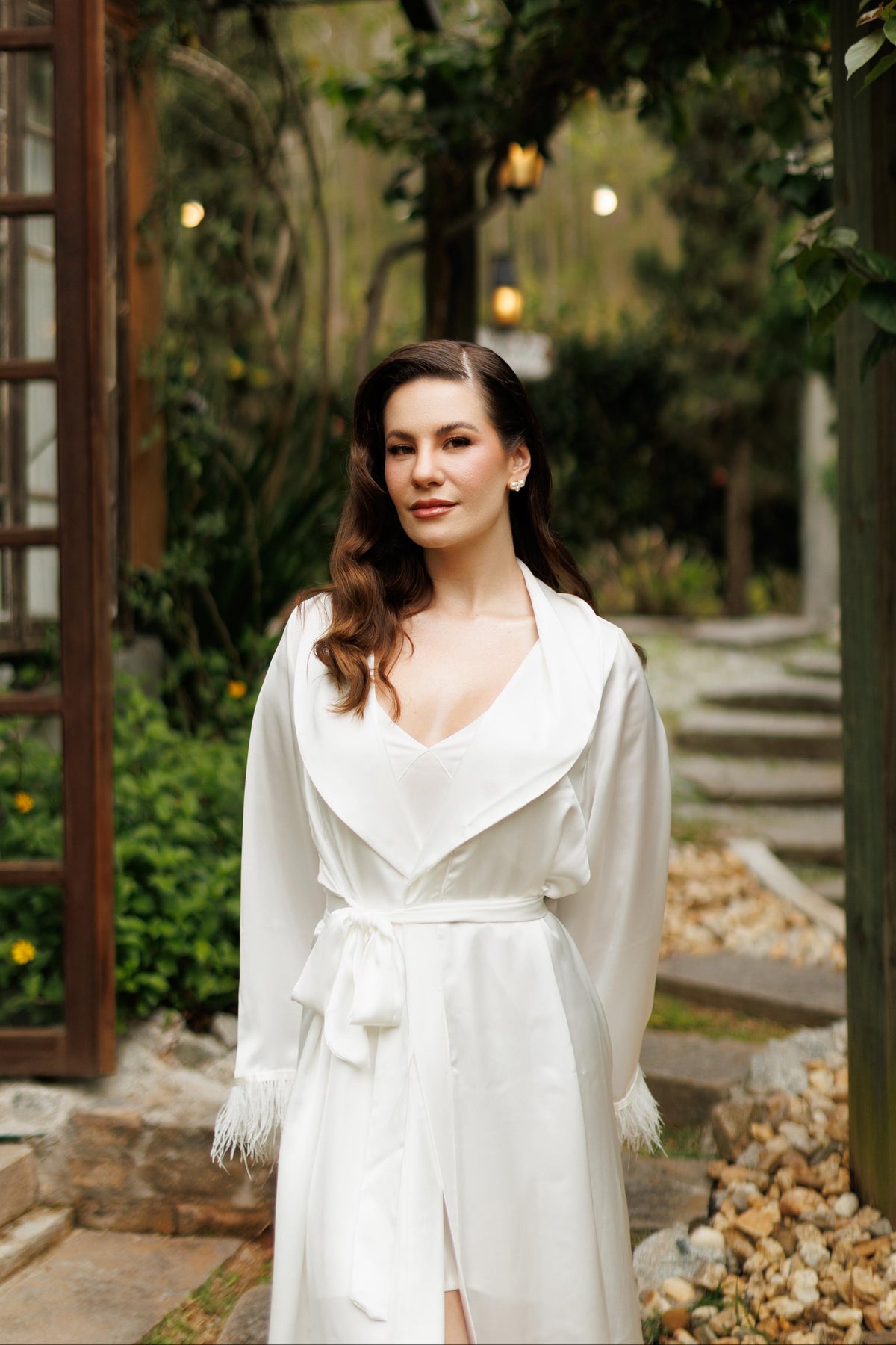 Robe Luna Longo para Noiva  com Plumas Luxo