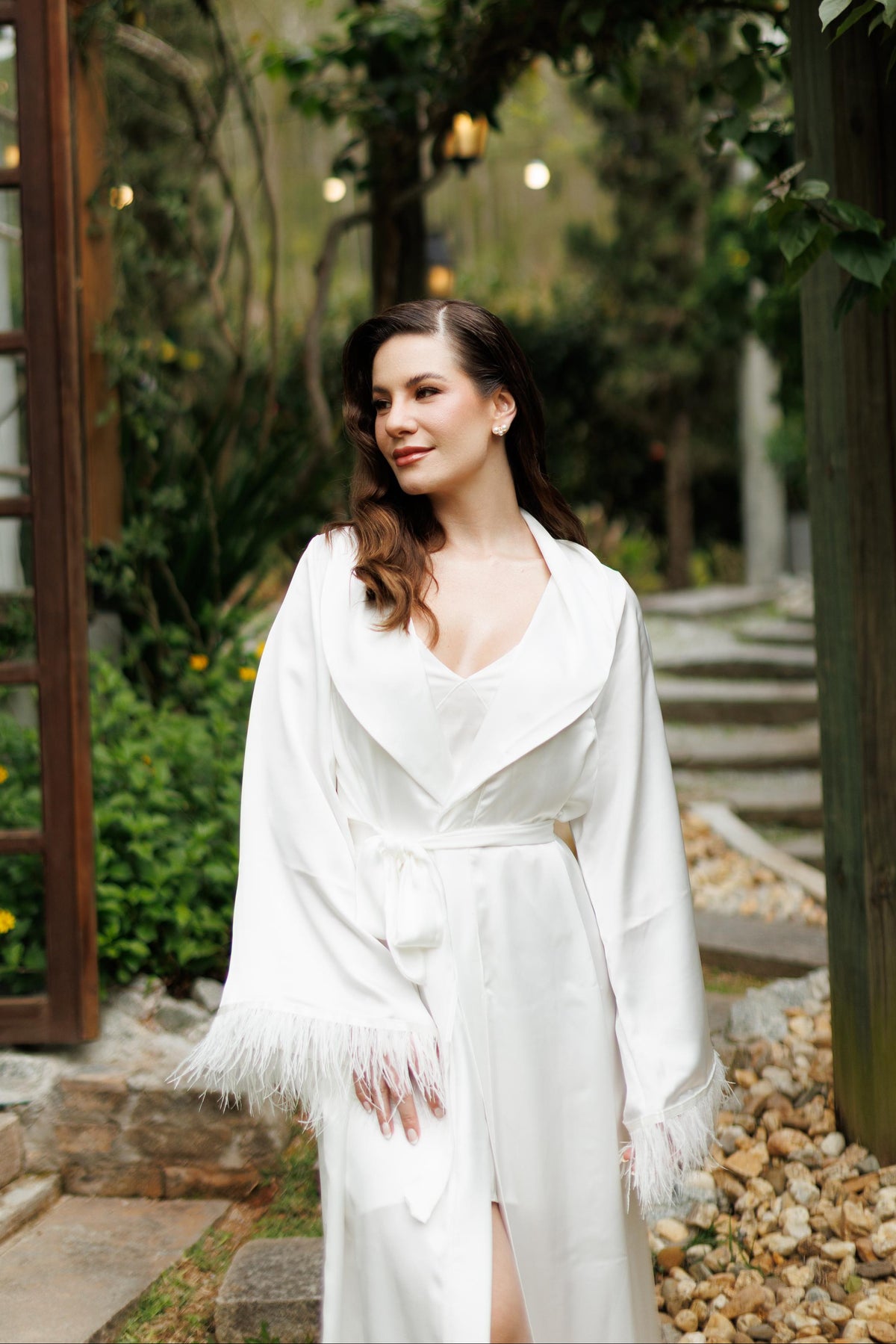 Robe Luna Longo para Noiva  com Plumas Luxo