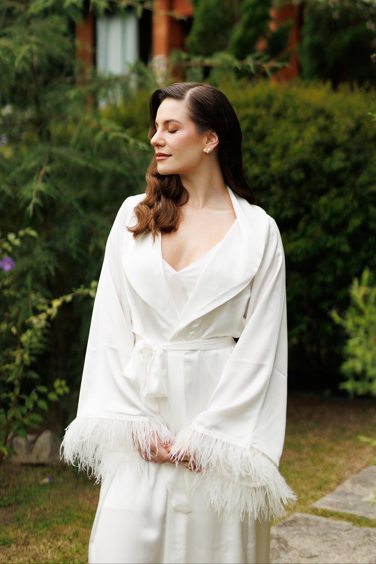 Robe Luna Longo para Noiva  com Plumas Luxo
