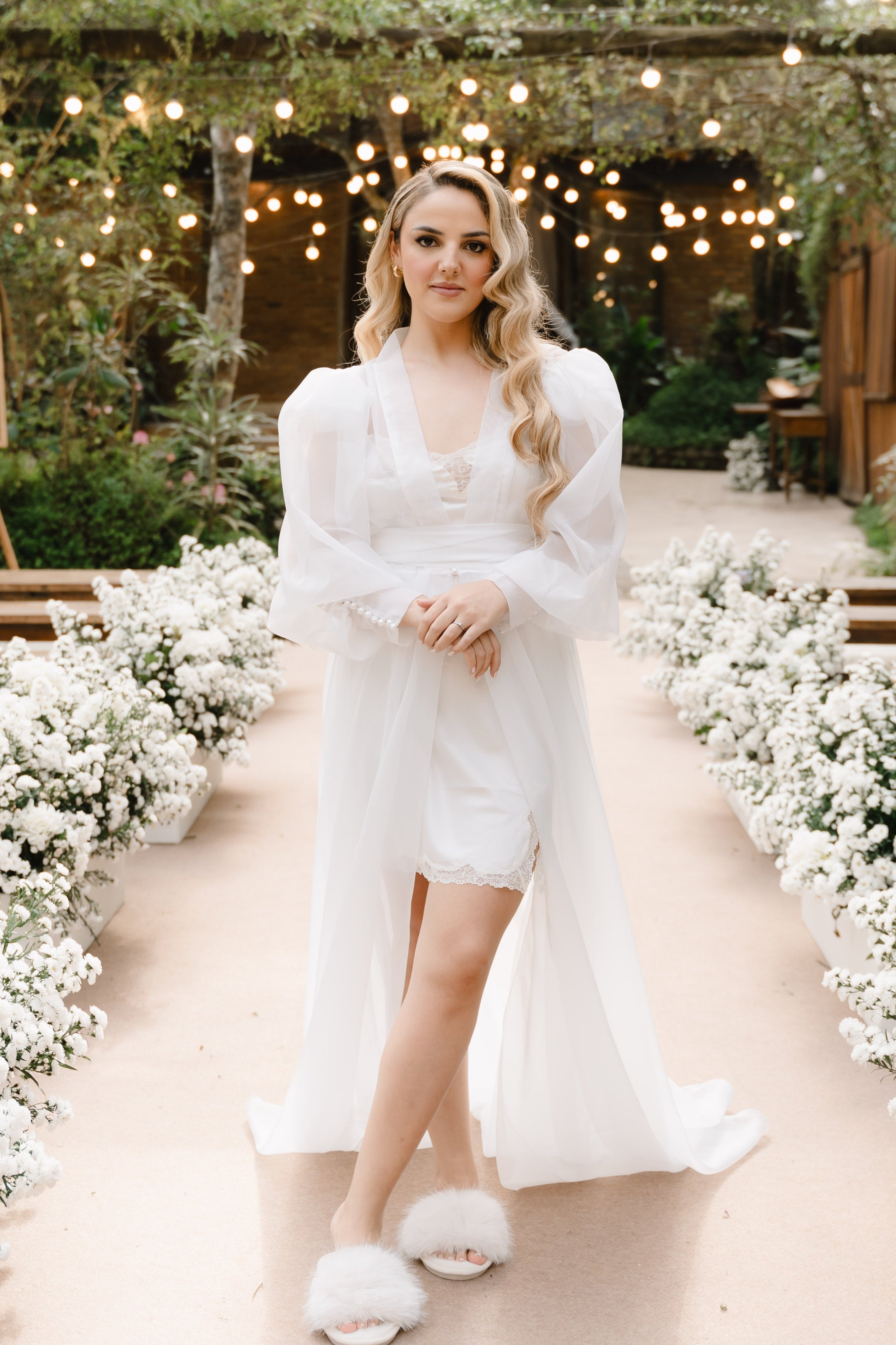Robe Penelope para Noivas de Luxo com Camisola