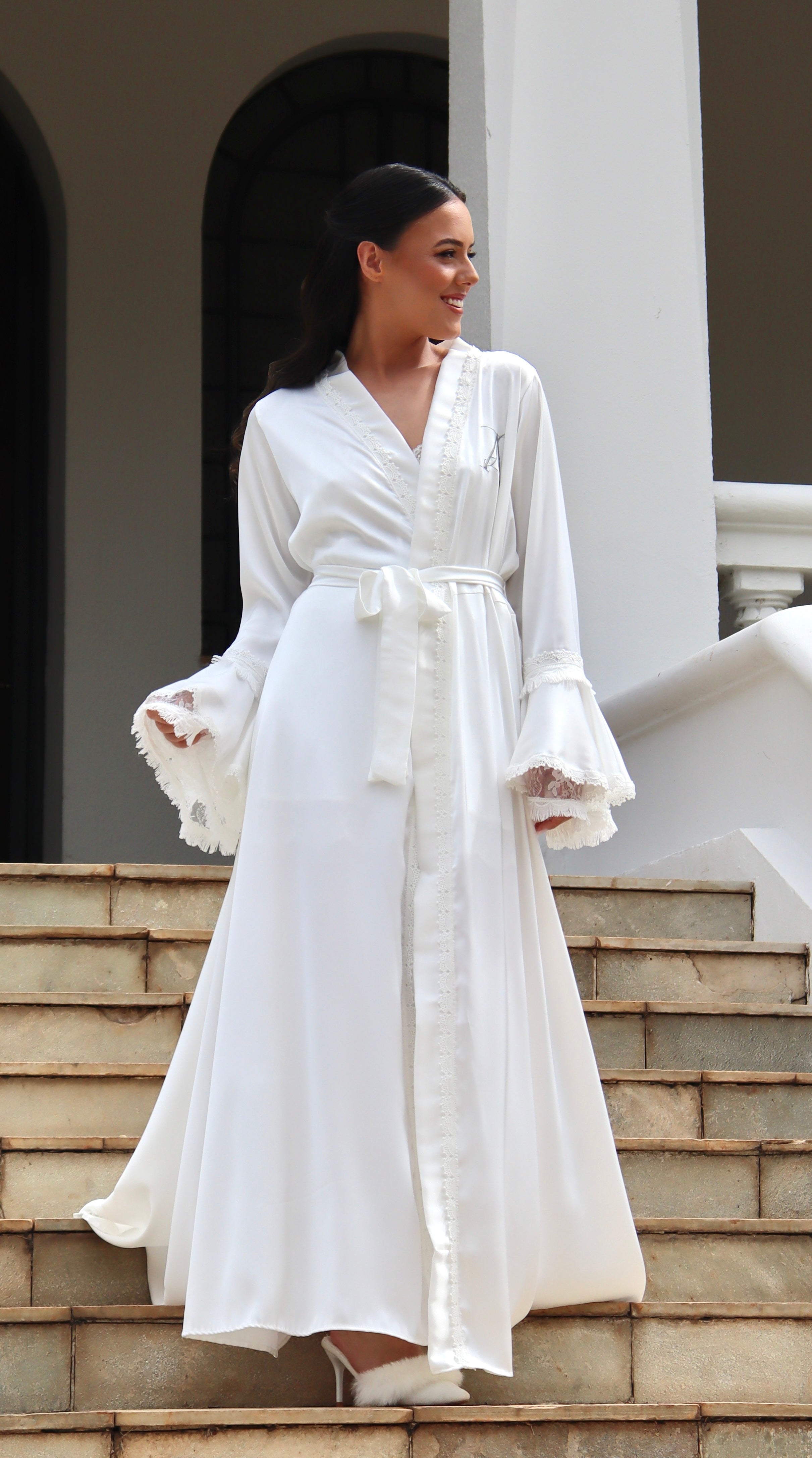 Robe Elza Longo com Manga em Renda Chantilly Noivas de Luxo