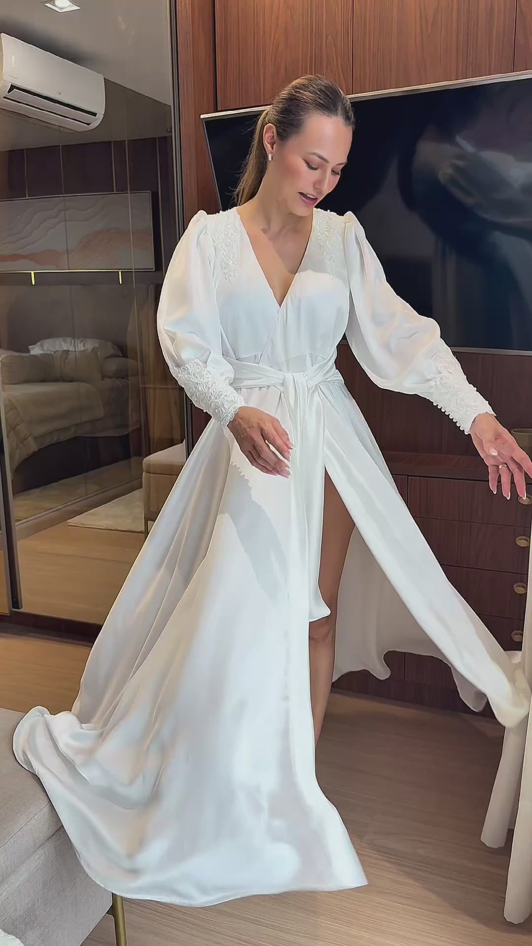 Robe Daiara Bordado em Pérolas para noivas clássicas