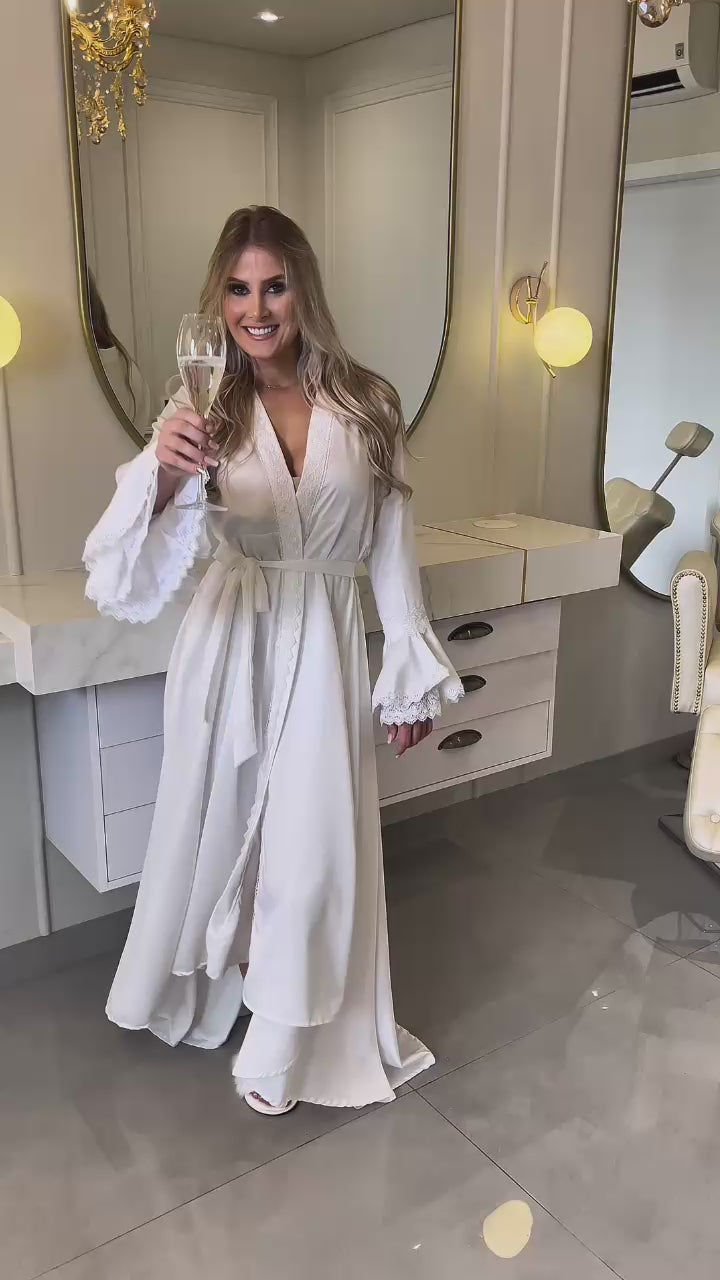 Robe Elza Longo com Manga em Renda Chantilly Elegante para noivas