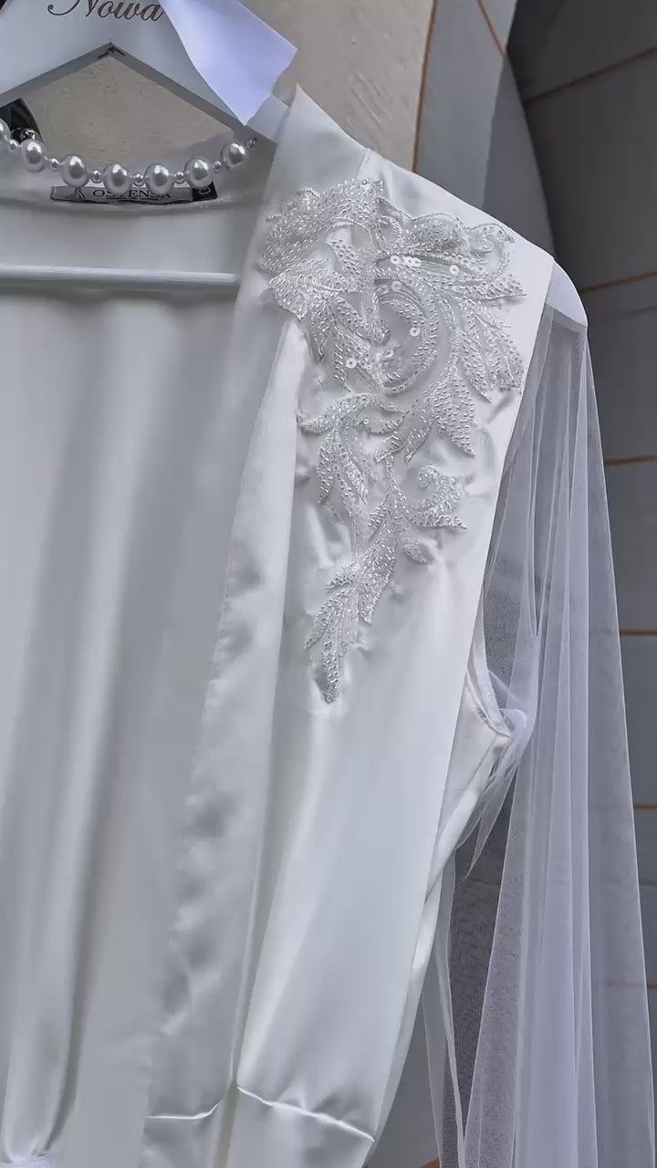 Robe Muller com Mangas Flair Bordadas em Miçangas para noivas