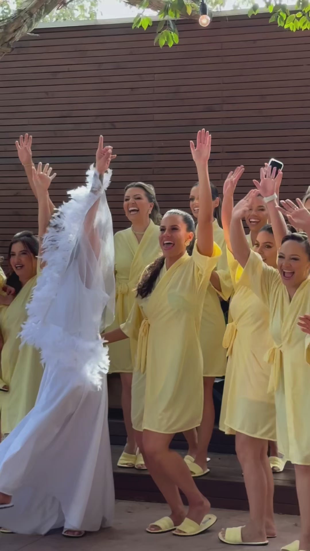 Robe Amarelo Manteiga Merida Madrinha Mãe da Noiva, NÃO amarrota