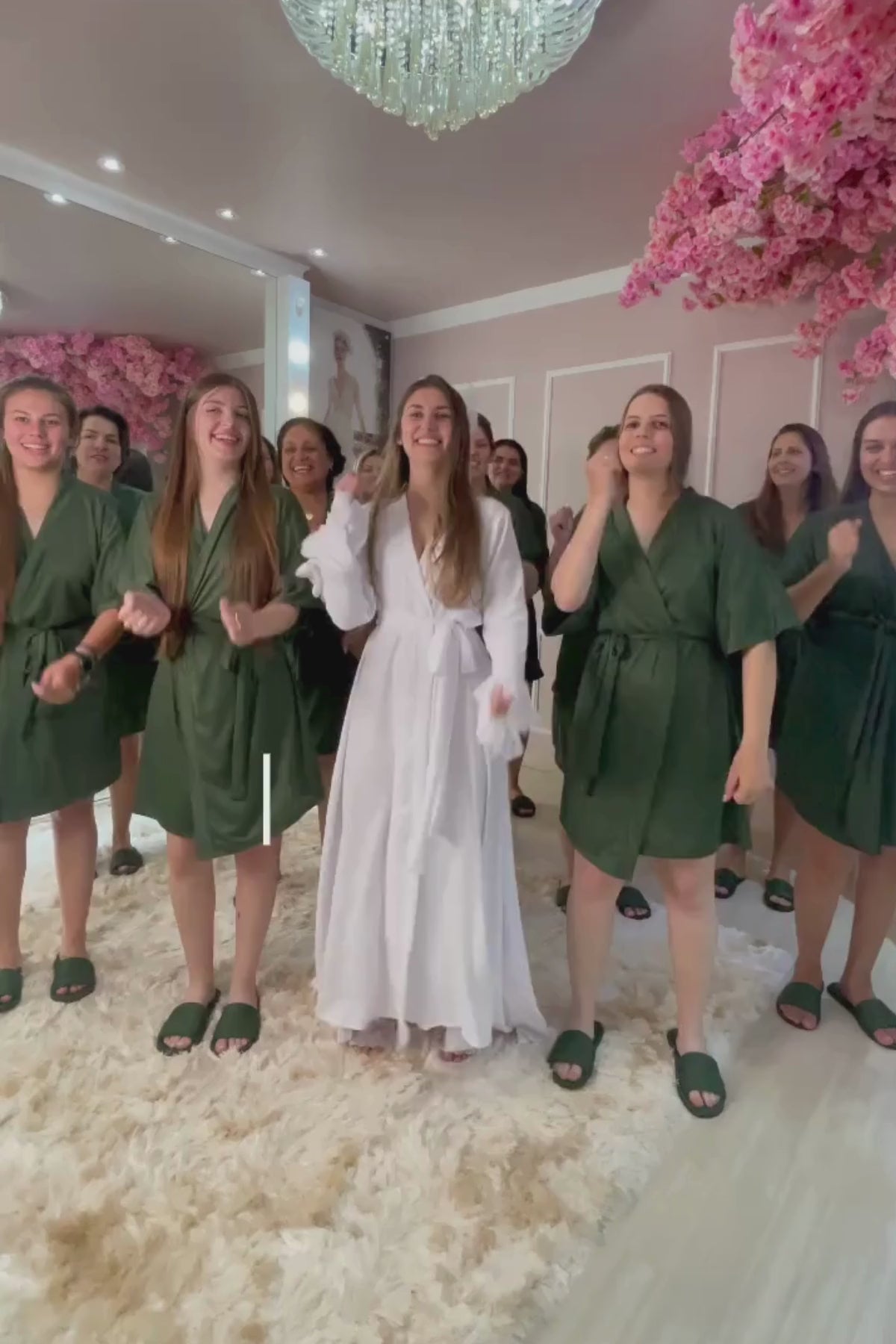 Robe Verde Esmeralda Merida Para Madrinhas e Mães de Noiva Musgo