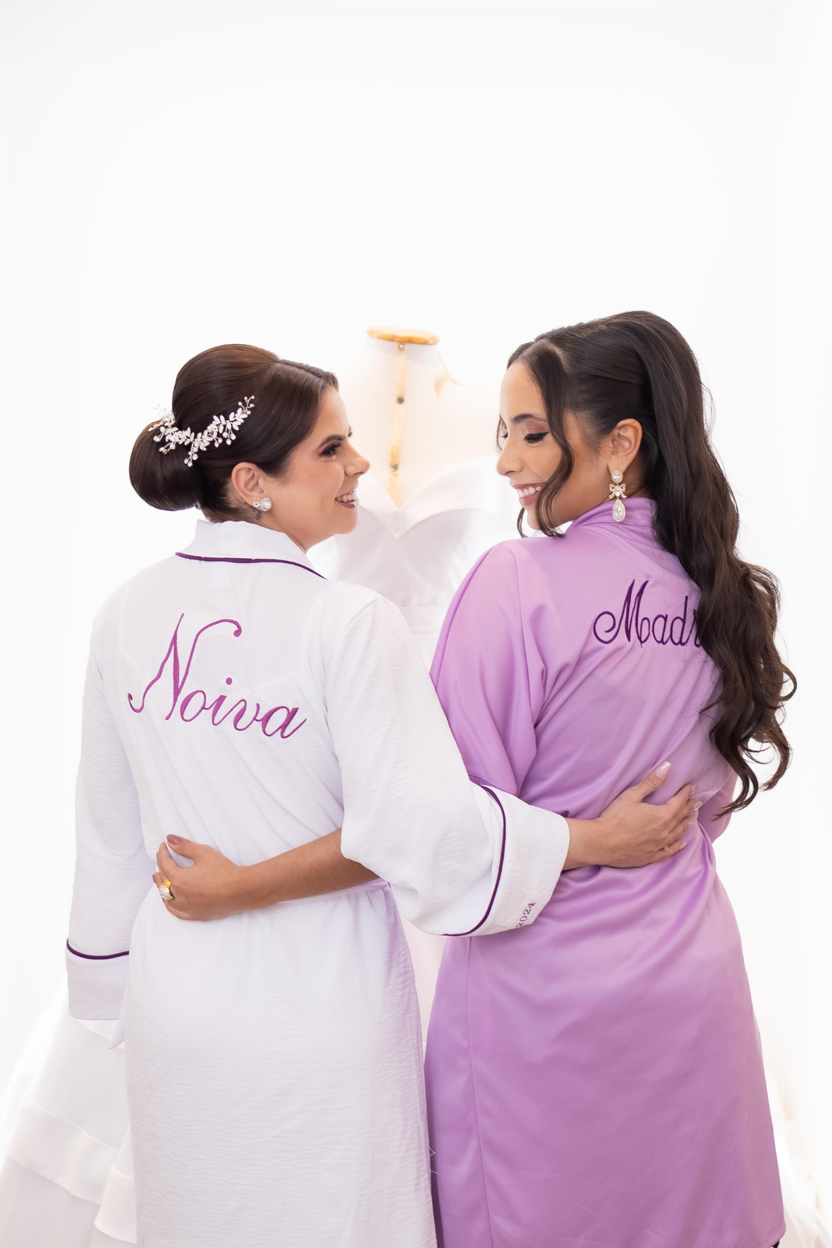 Robe Lilás Merida Madrinha Mãe da Noiva e Daminha NÃO amarrota