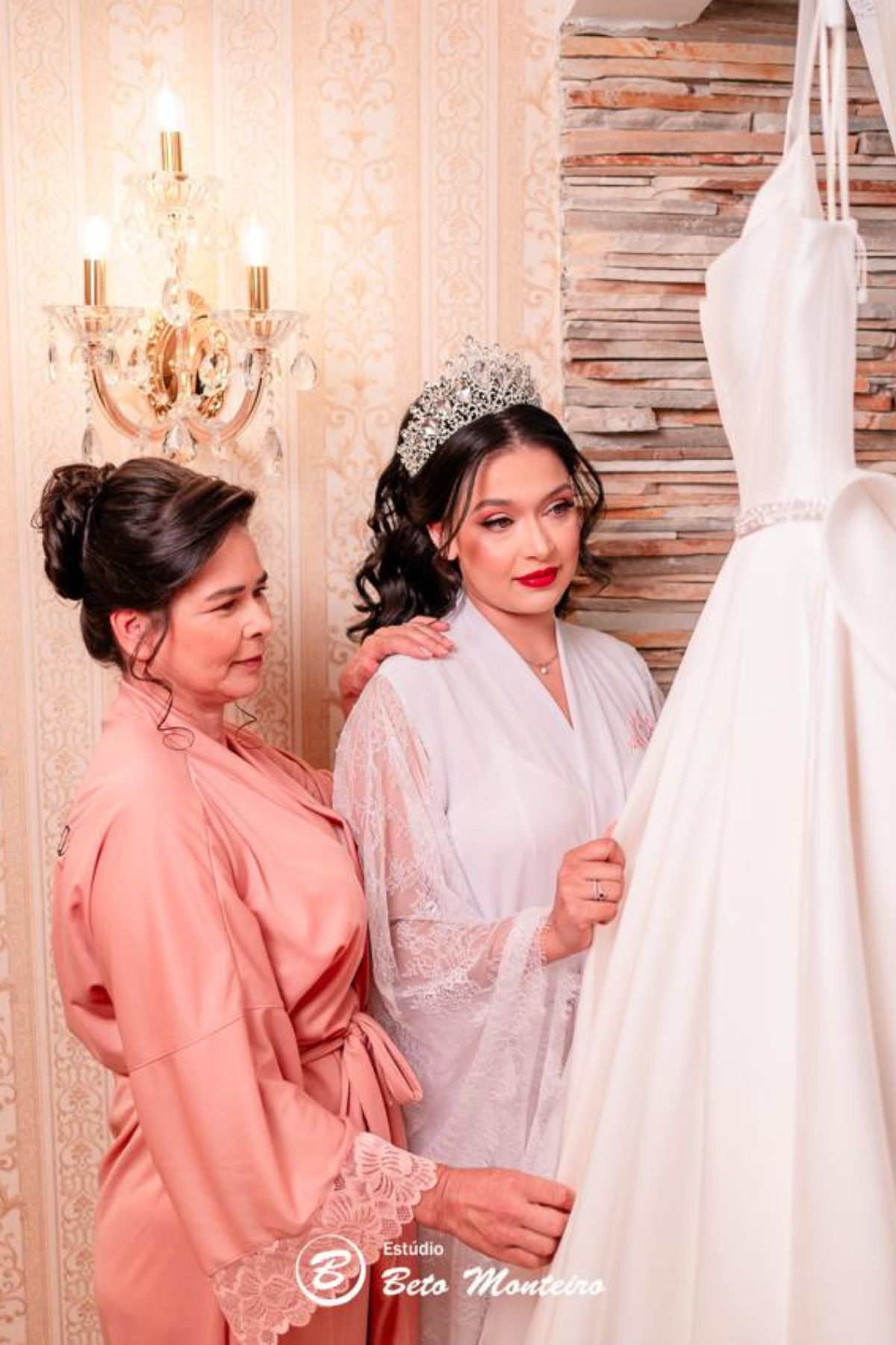 Kit Robe + Pantufa Chinelinho Leticia Rosê com Renda Madrinha Mãe da Noiva e Daminha